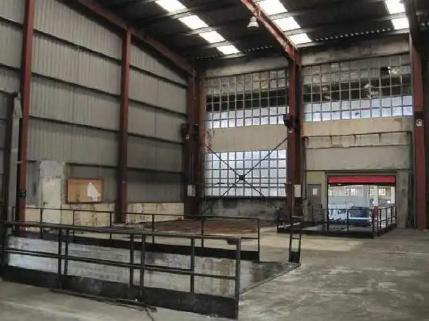 Nau industrial en venda en Urduña / Orduña