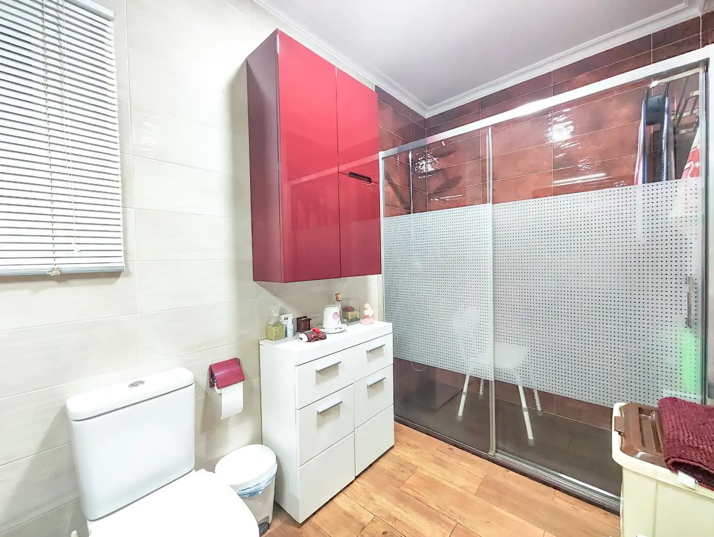 Bany de Pis en venda en Puertollano amb Aire condicionat, Parquet i Moblat