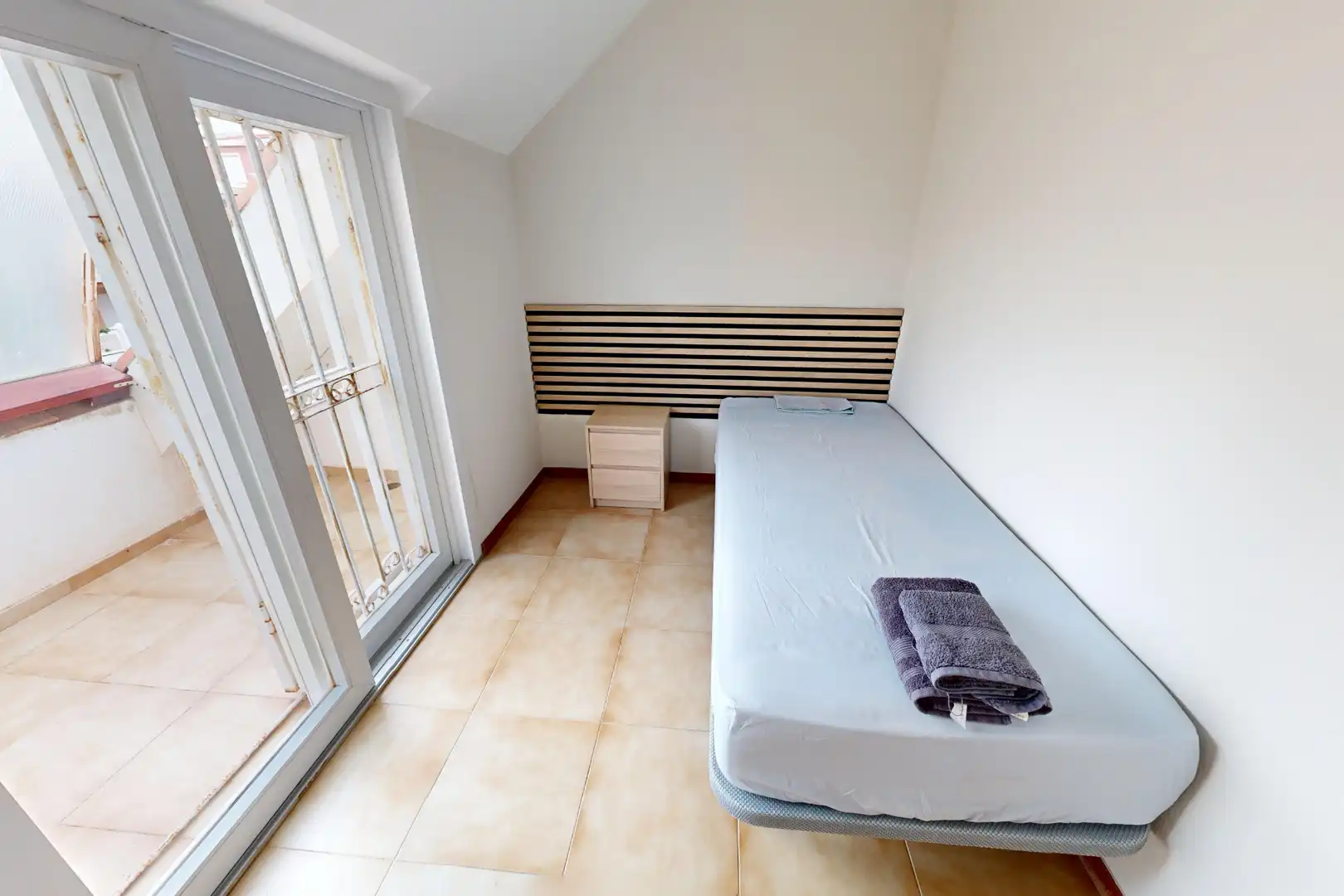 Habitación de Casa o chalet de alquiler en Cartagena con Calefacción, Jardín privado y Parquet