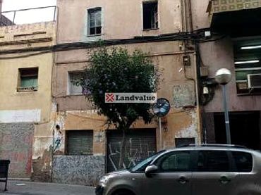 Terrenos y solares en venta en Carrer de Calderón de la Barca 40
