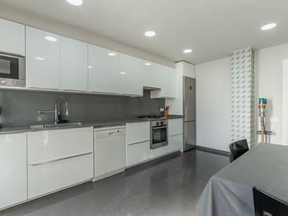 Kitchen of Flat for sale in Mollet del Vallès  with Air Conditioner, Heating and Parquet flooring