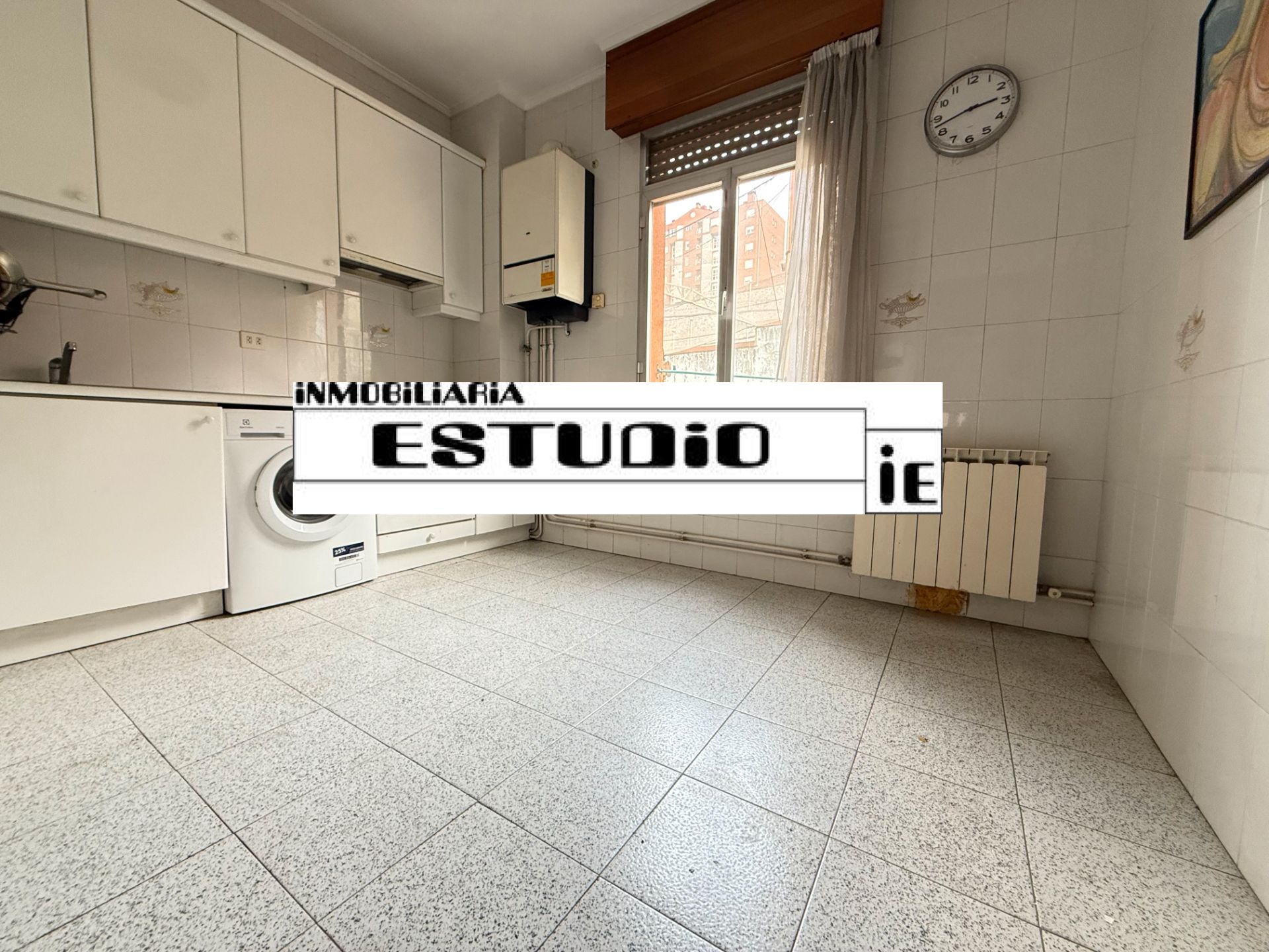 Vista exterior de Pis en venda en Bilbao 