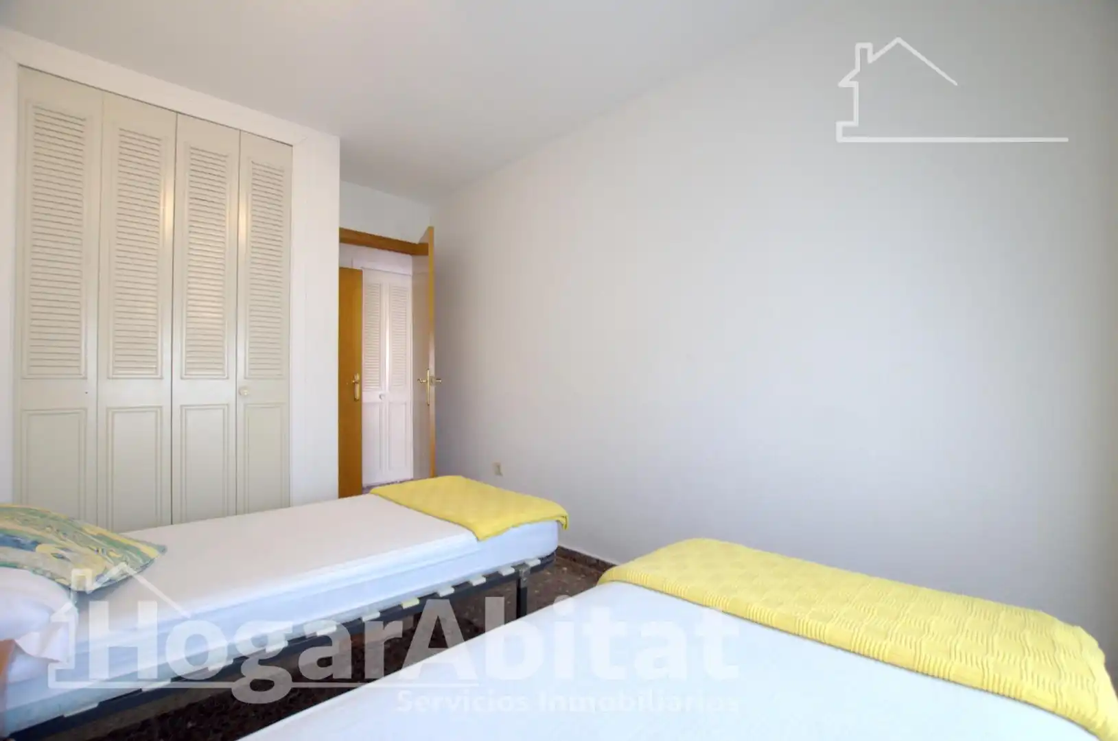 Habitación de Piso en venta en Cullera con Terraza, Amueblado y Balcón