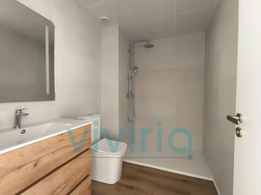 Bathroom of Attic for sale in Alginet  with Terrace and Balcony