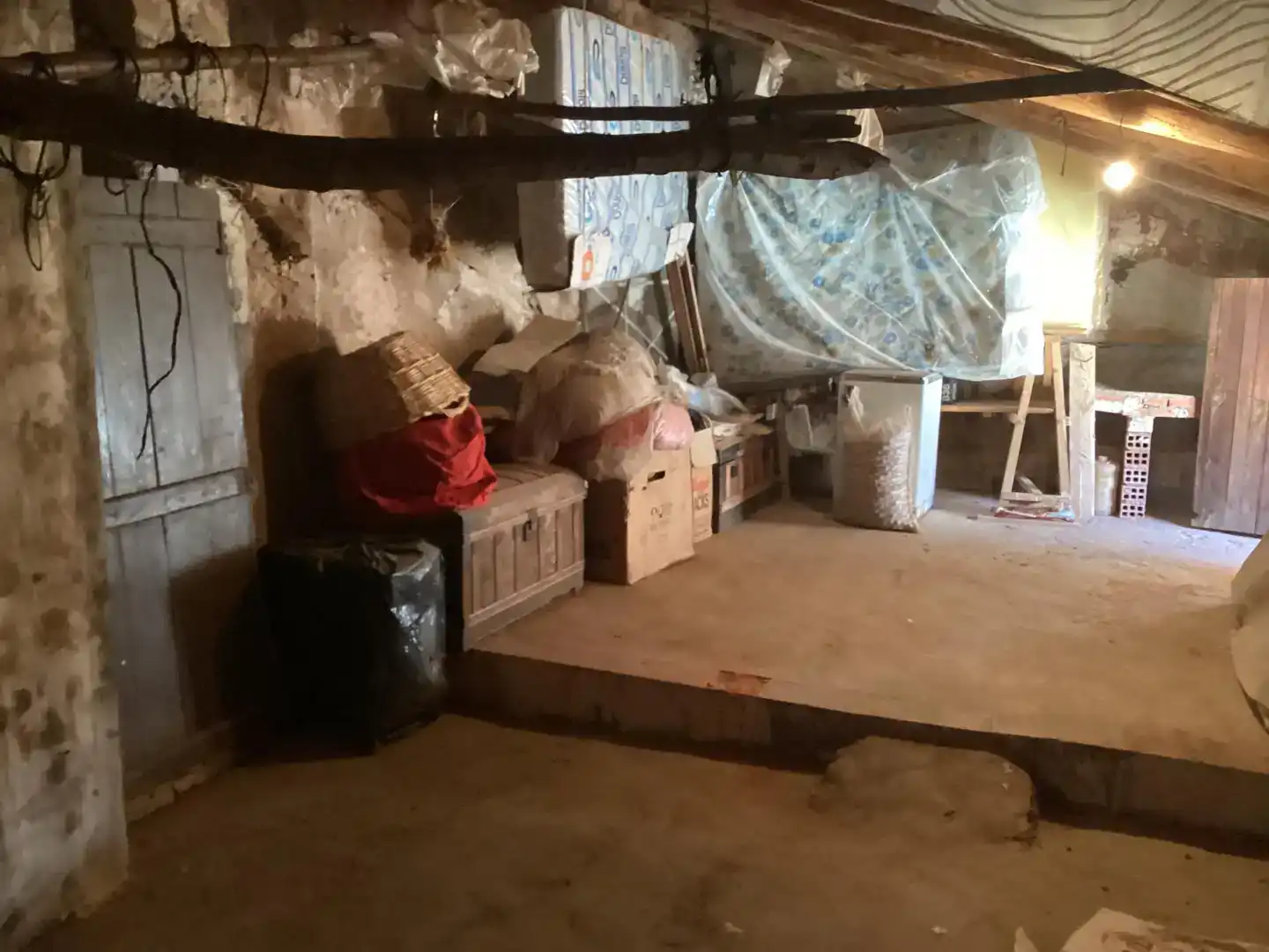 Casa o xalet en venda en Alfambra amb Balcó