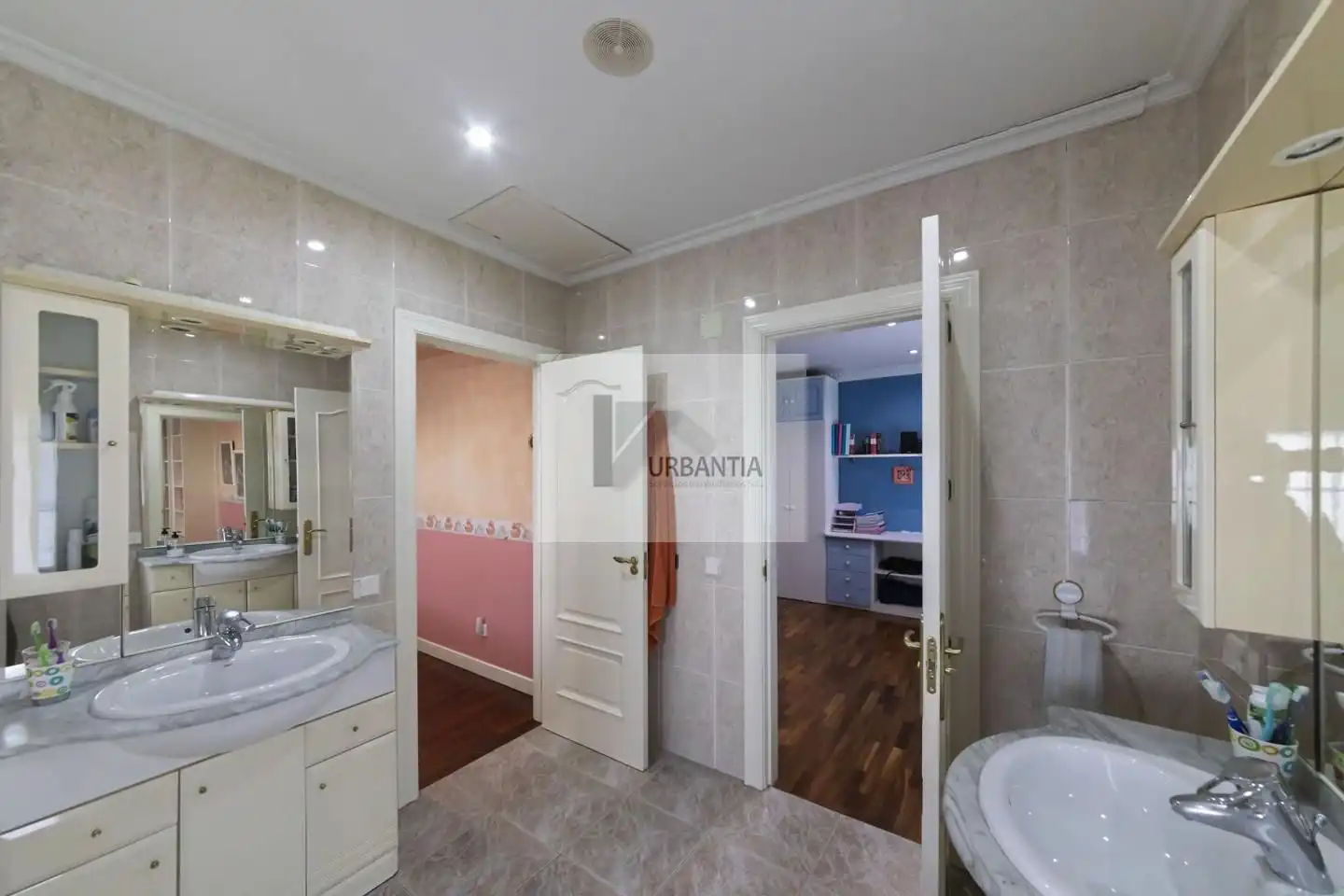Baño de Casa o chalet en venta en Berrioplano / Berriobeiti con Aire acondicionado, Calefacción y Jardín privado