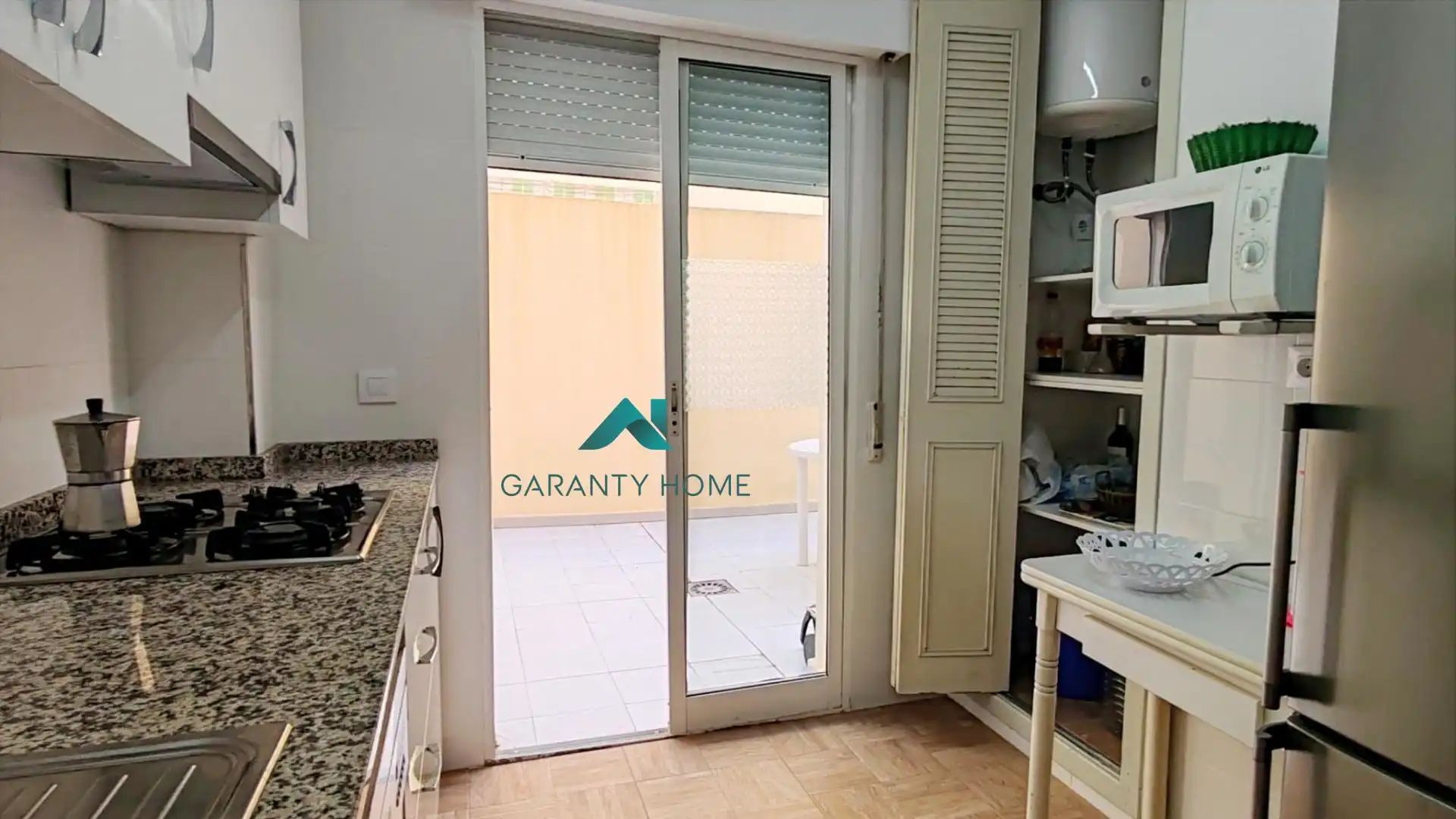 Cocina de Planta baja en venta en La Manga del Mar Menor con Jardín privado, Amueblado y Balcón