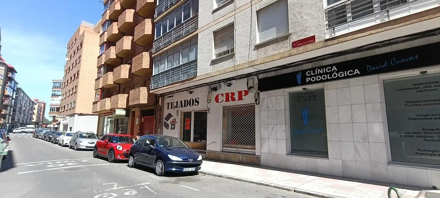 Geschaftsraum zum Verkauf in León Capital 