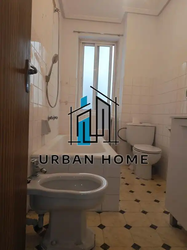Bathroom of Flat for sale in León Capital   with Heating and Terrace