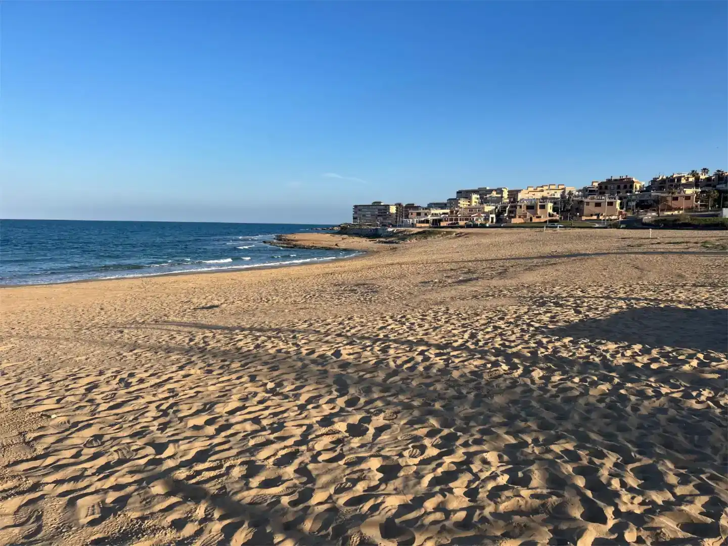 Vista exterior de Pis en venda en Torrevieja amb Aire condicionat i Balcó