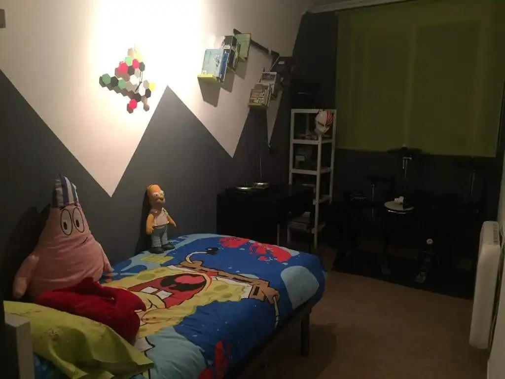 Habitación de Casa adosada en venta en Gilet con Piscina comunitaria