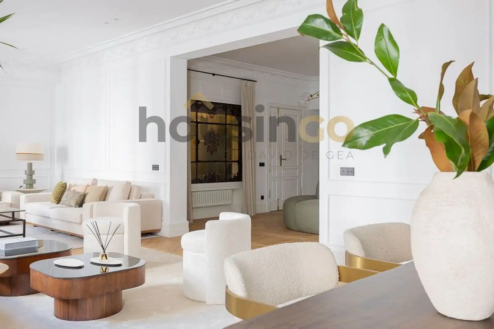 Living room of Flat for sale in Madrid  with Air Conditioner, Heating and Parquet flooring