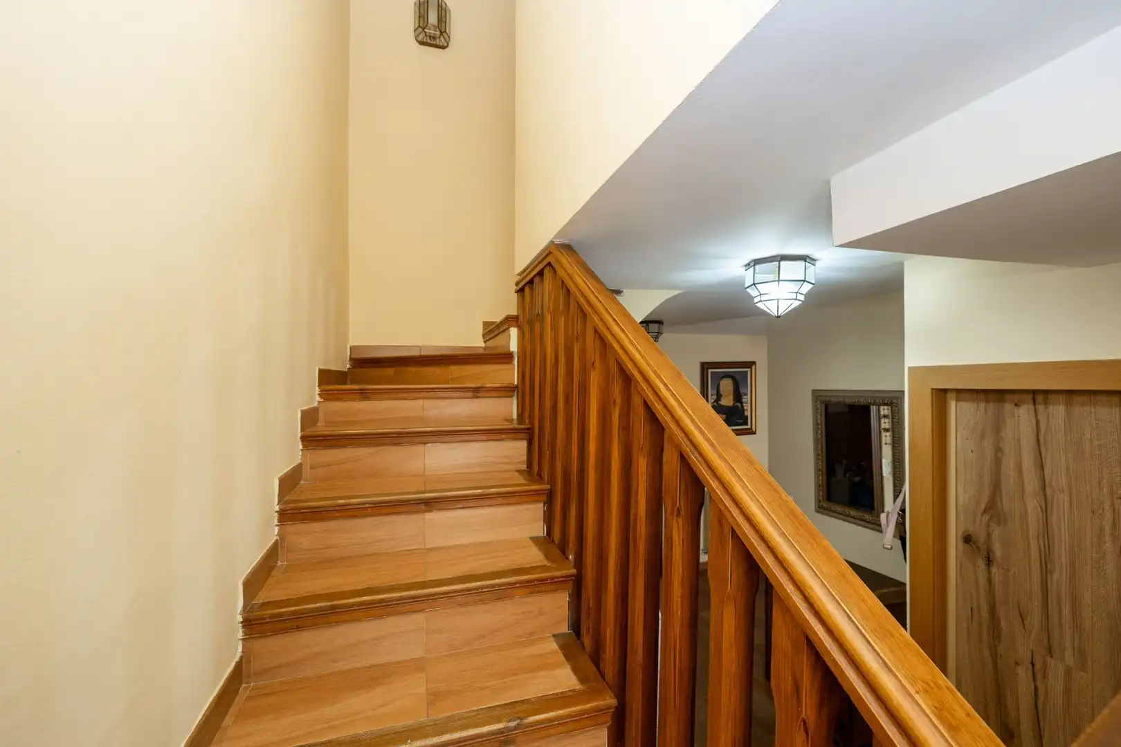 Houses for sale in Cúllar Vega  with Air Conditioner and Storage room