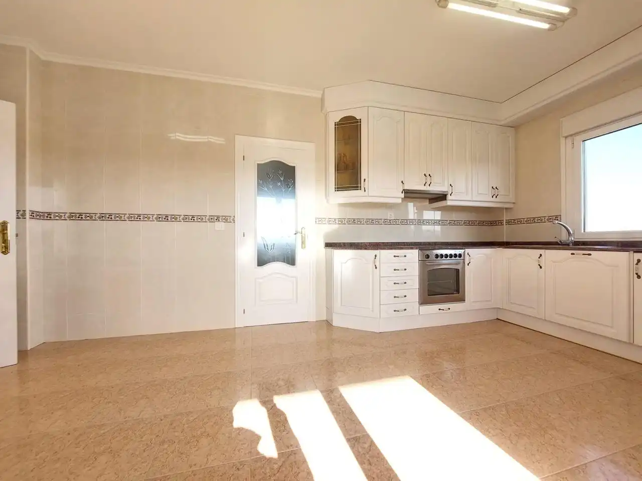 Kitchen of Houses for sale in Gijón   with Heating, Private garden and Terrace