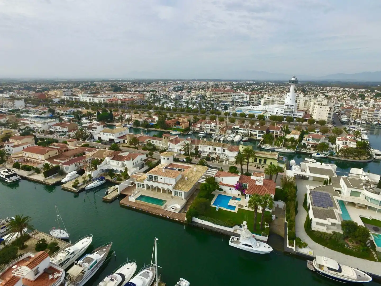 Exterior view of Buildings for sale in Empuriabrava