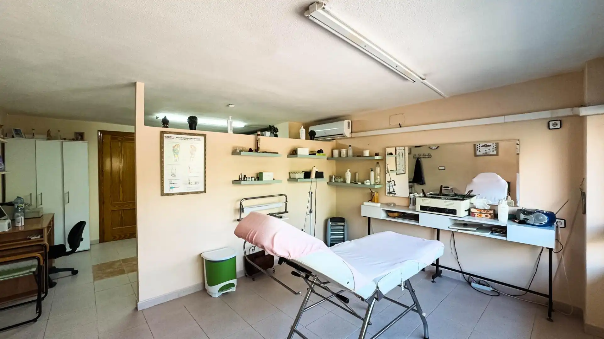 Büro zum Verkauf in Calle Montserrat Guilabert Valero, Carrús Oeste
