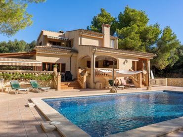 Maison rustique avec piscine à vendre à Ciutat d'Alcúdia