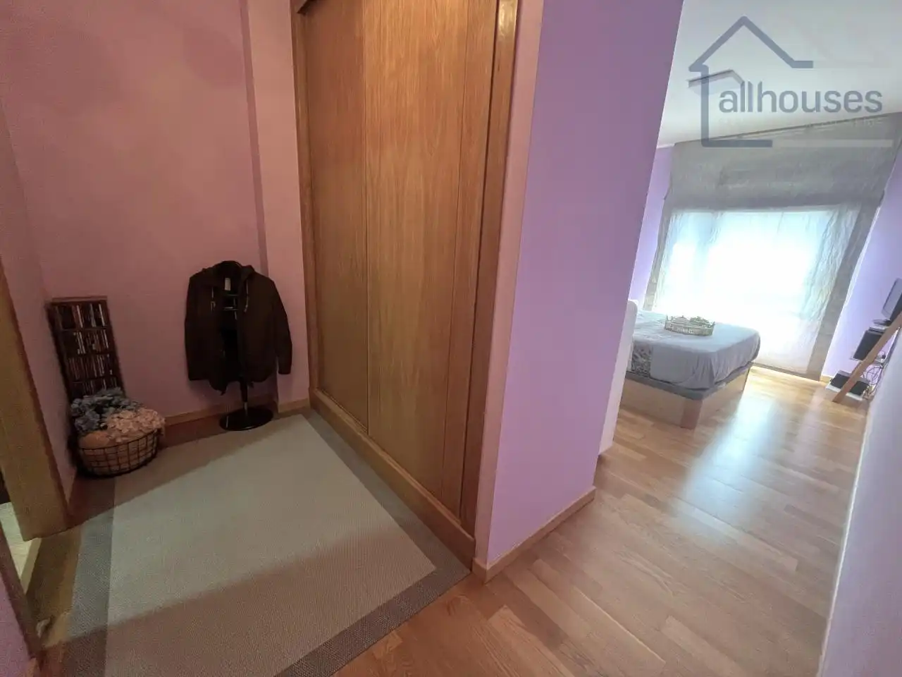 Apartamento en venta en Vigo  con Calefacción, Piscina y Amueblado