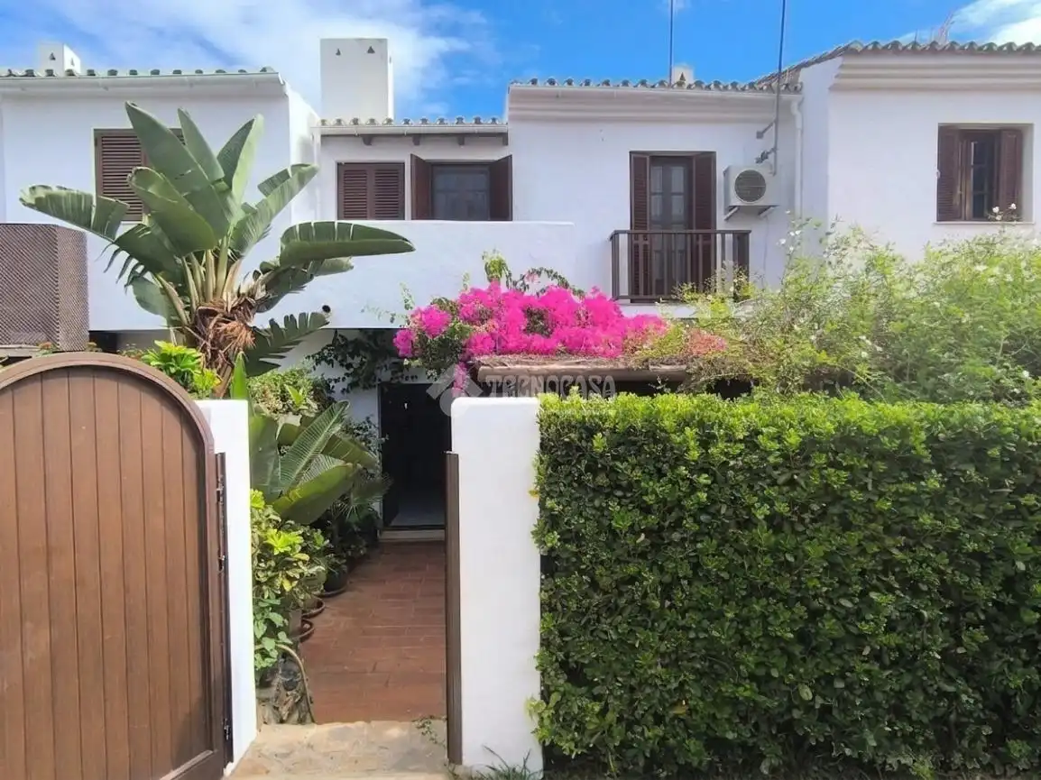 Detached homes for rent in Calle Abrego, Centro