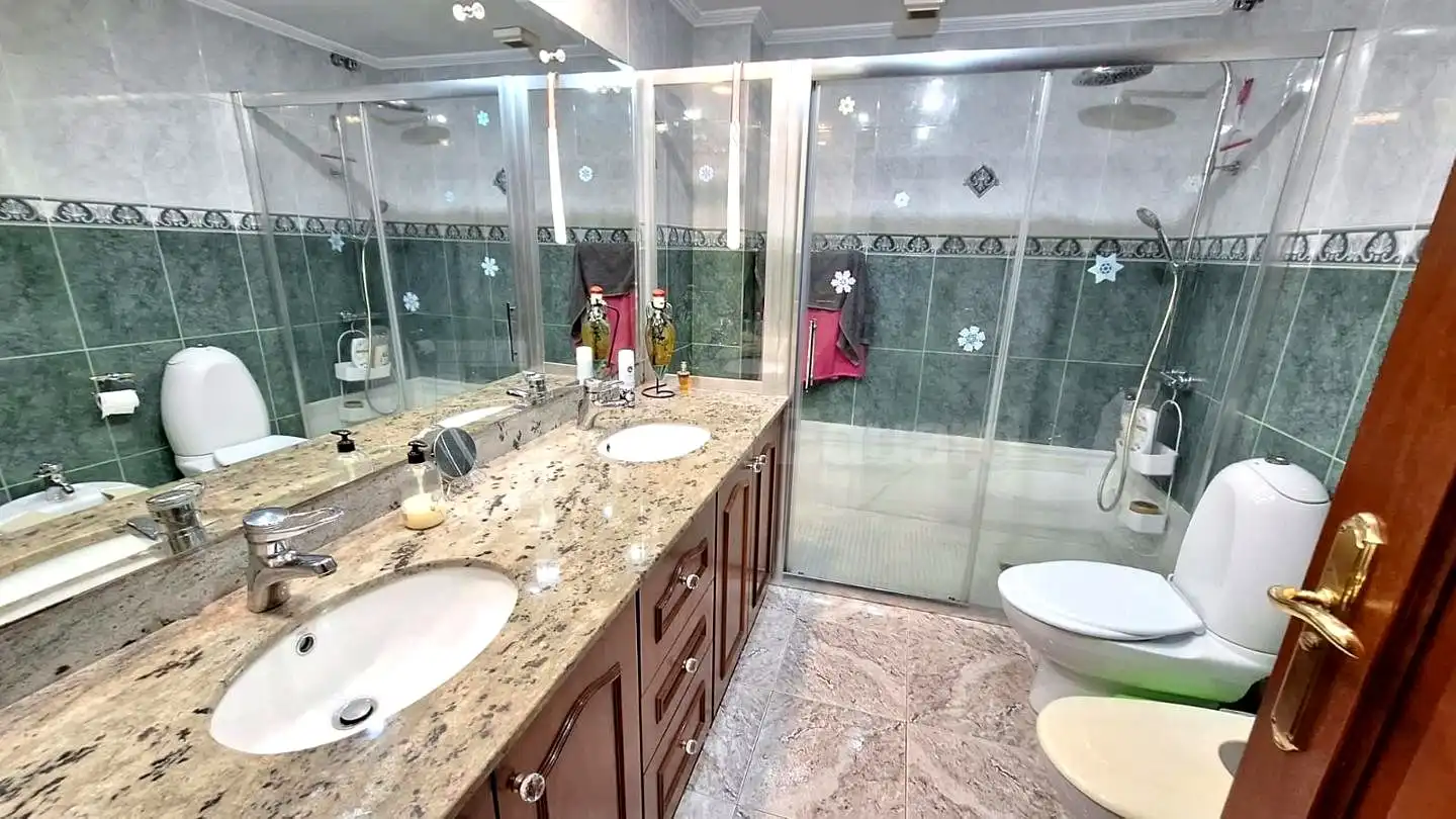 Casa adosada en venta en Cerdanyola Nord