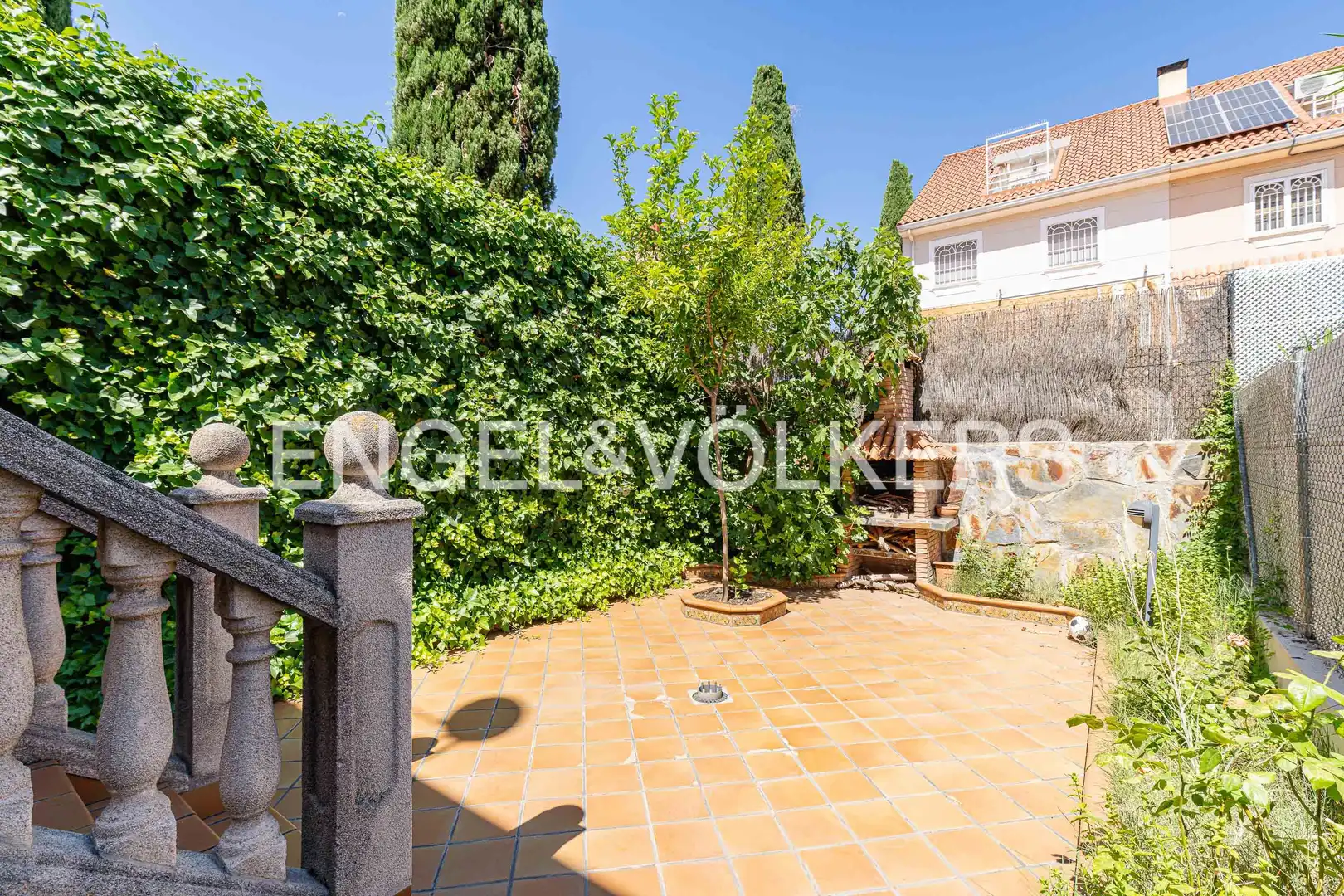 Terrassa de Casa o xalet en venda en Getafe amb Calefacció, Jardí privat i Terrassa