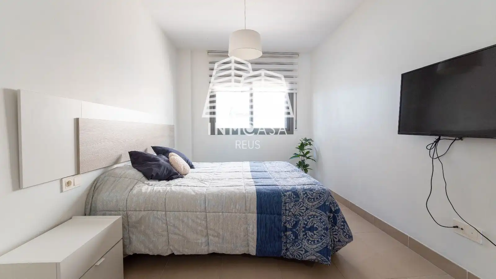 Bedroom of Flat for sale in Els Pallaresos  with Air Conditioner and Heating
