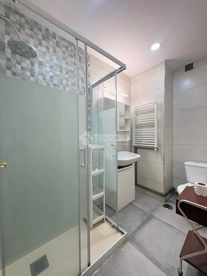 Piso en venta en Juan de la Cierva