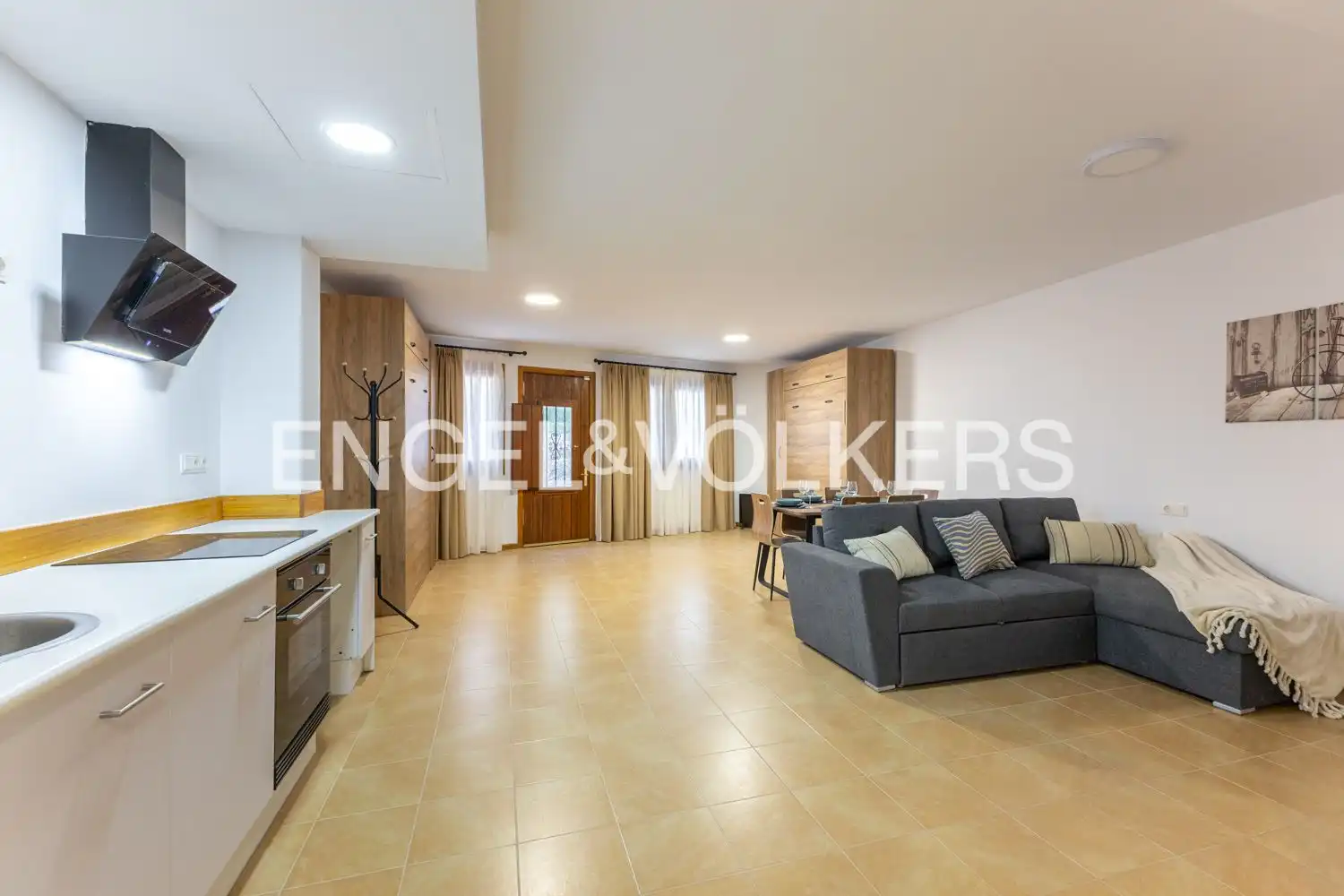 Flat for rent in Chóvar  with Heating and Furnished