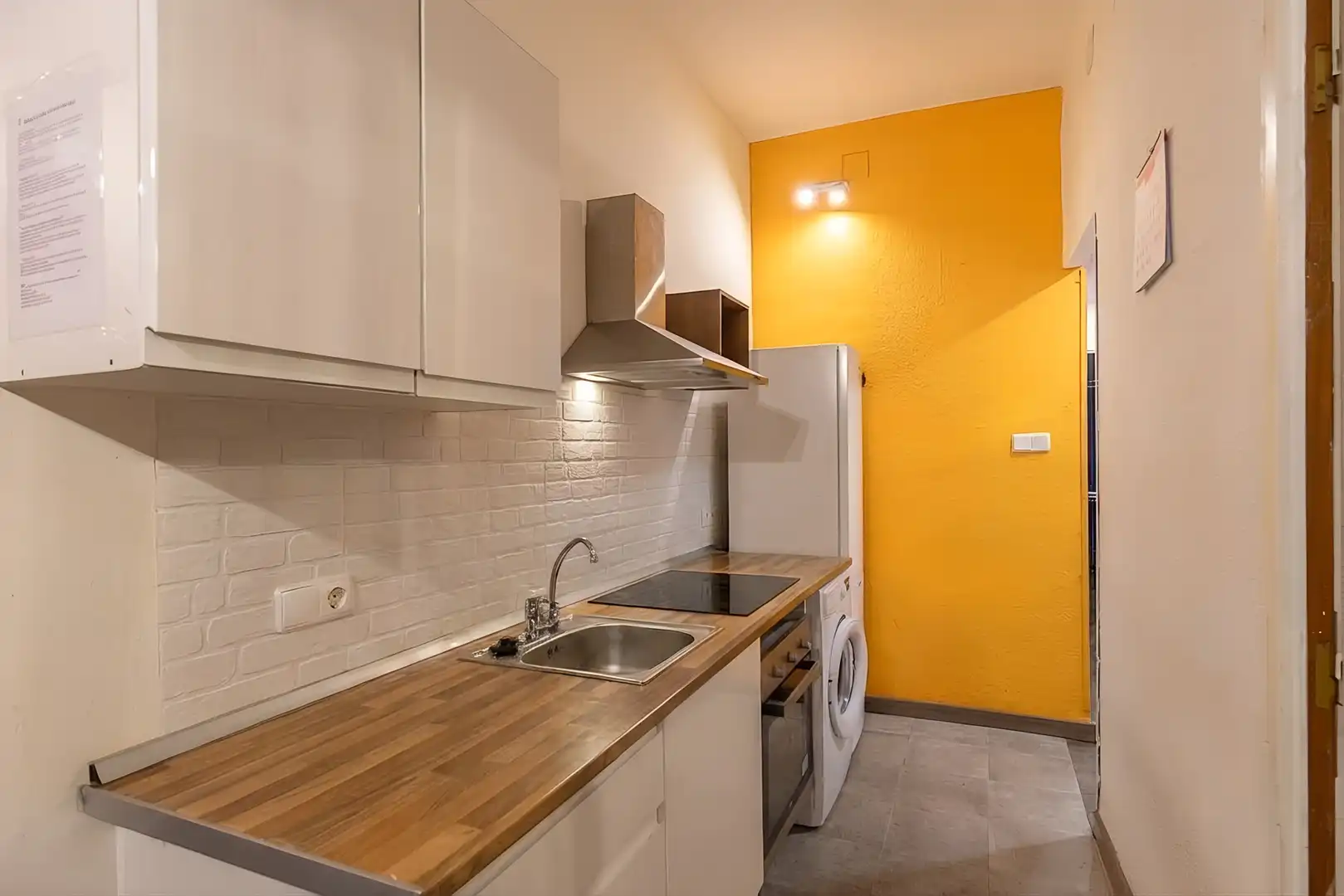 Cocina de Piso en venta en Madrid con Calefacción