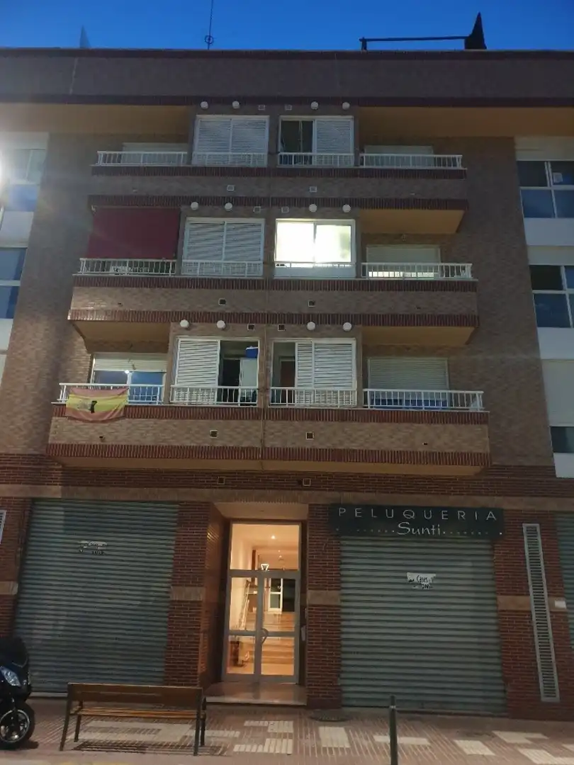 Außenansicht von Wohnung zur Miete in Museros mit Klimaanlage und Terrasse