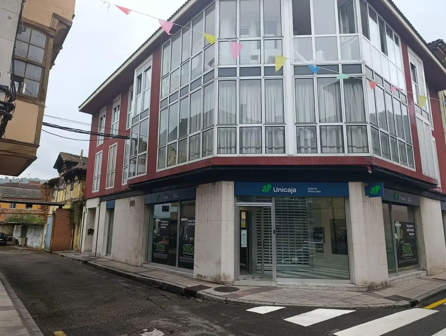 Edifici en venda en Oviedo 