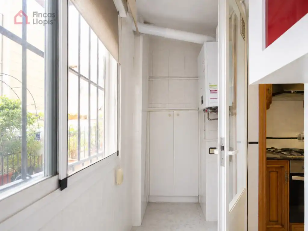 Flat for sale in Barcelona  with Terrace