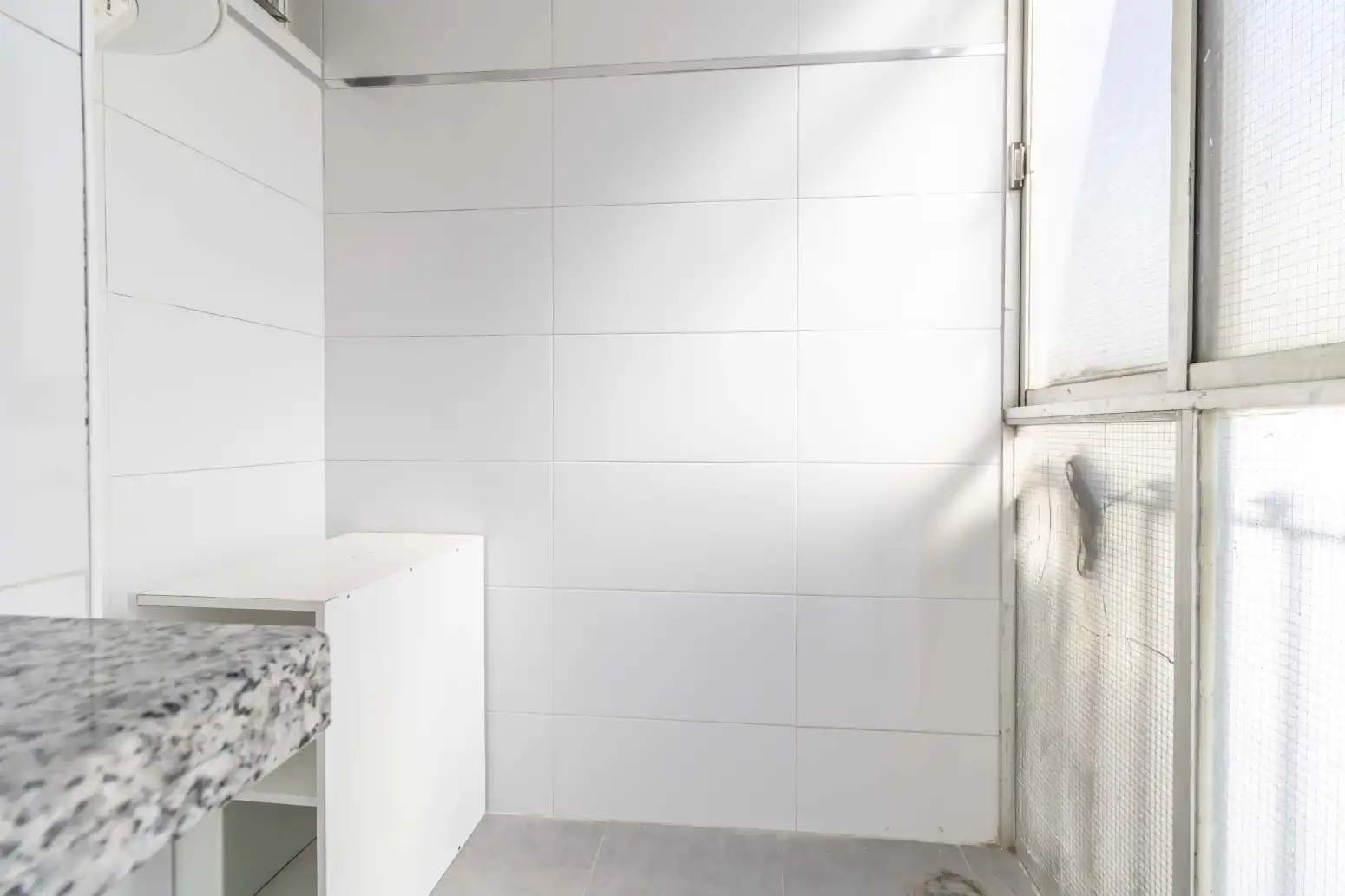 Bany de Pis en venda en Alcalá de Guadaira amb Aire condicionat, Jardí privat i Terrassa