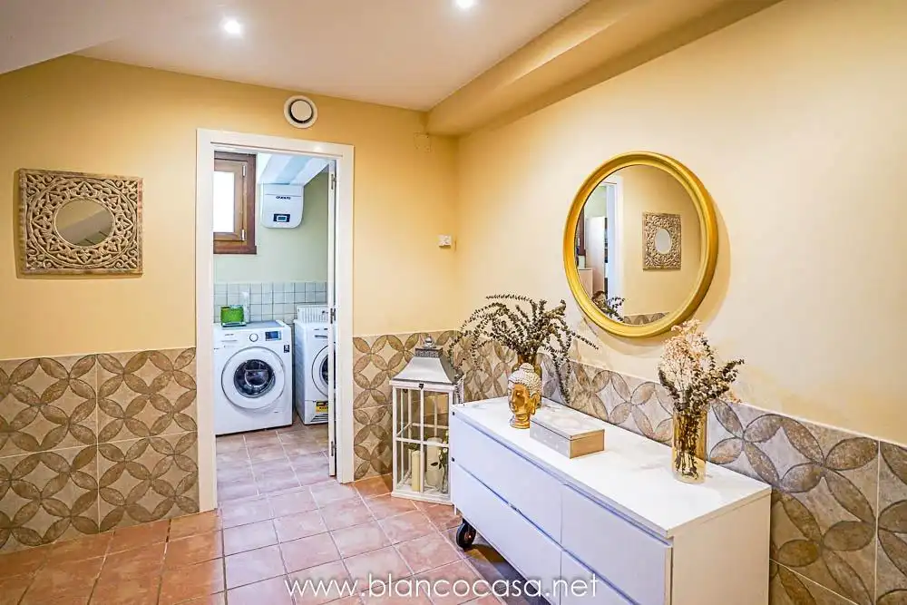 Bathroom of Houses for sale in Carballo  with Heating, Private garden and Storage room
