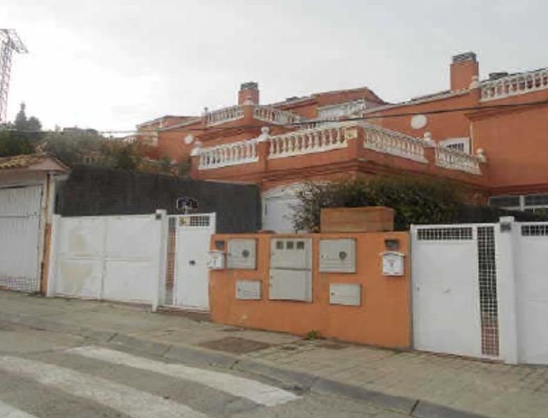 Exterior view of Single-family semi-detached for sale in Paracuellos de Jarama  with Private garden and Terrace