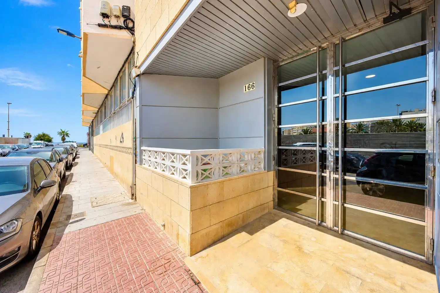 Vista exterior de Ático en venta en Torrevieja con Aire acondicionado, Terraza y Amueblado