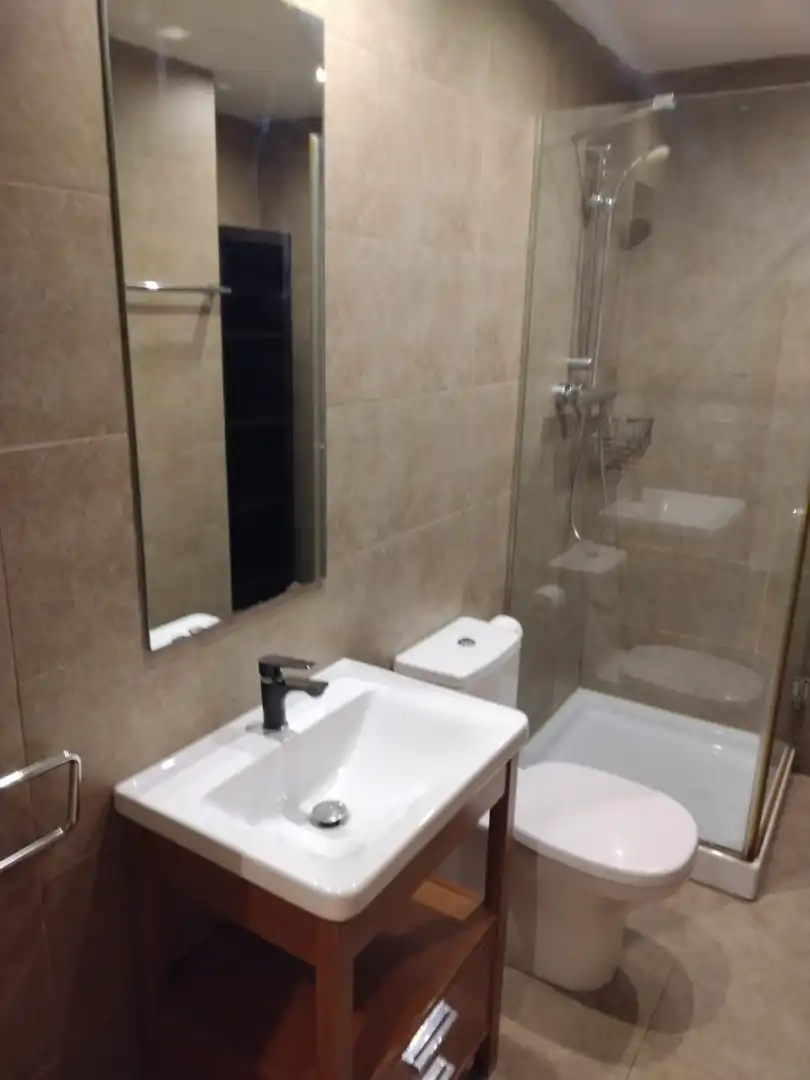 Apartment with lift for sale in Carrer d'Isaac Peral, imagen 9