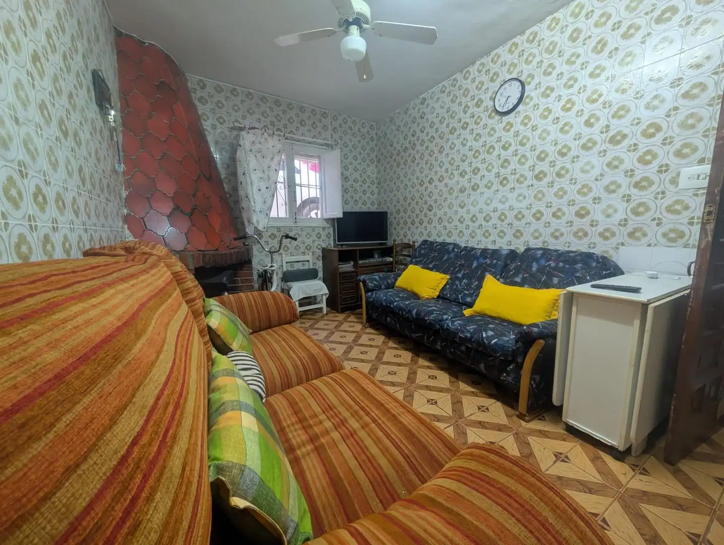 Sala d'estar de Casa o xalet en venda en Sant Joan d'Alacant amb Jardí privat i Terrassa