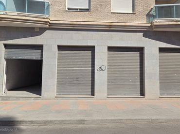Business premises to rent in Avinguda Elda 3