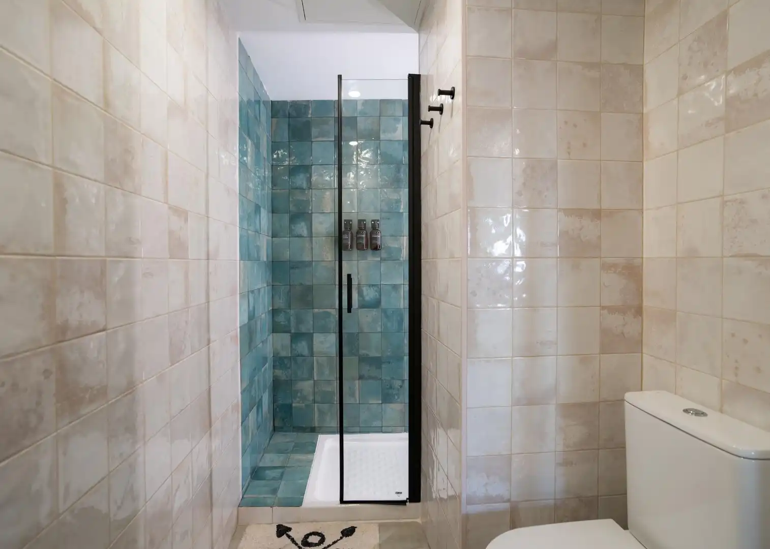 Bathroom of Study for sale in Málaga  with Community pool