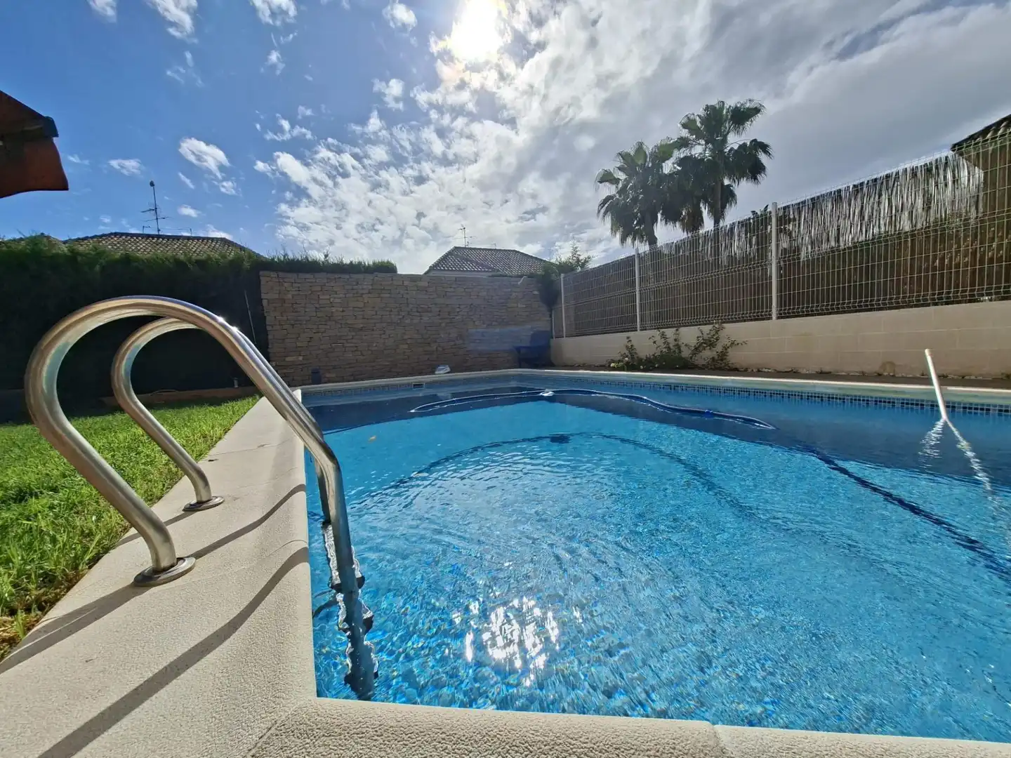 Piscina de Casa o chalet en venta en Paterna con Aire acondicionado, Calefacción y Jardín privado