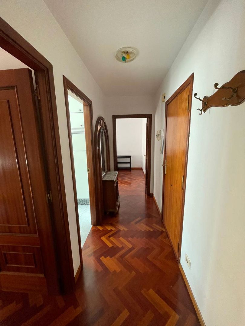 Apartamento de alquiler en Cambre  con Parquet, Amueblado y Horno