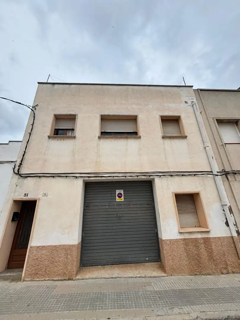 Vista exterior de Casa o chalet en venta en Tortosa con Terraza, Trastero y Amueblado