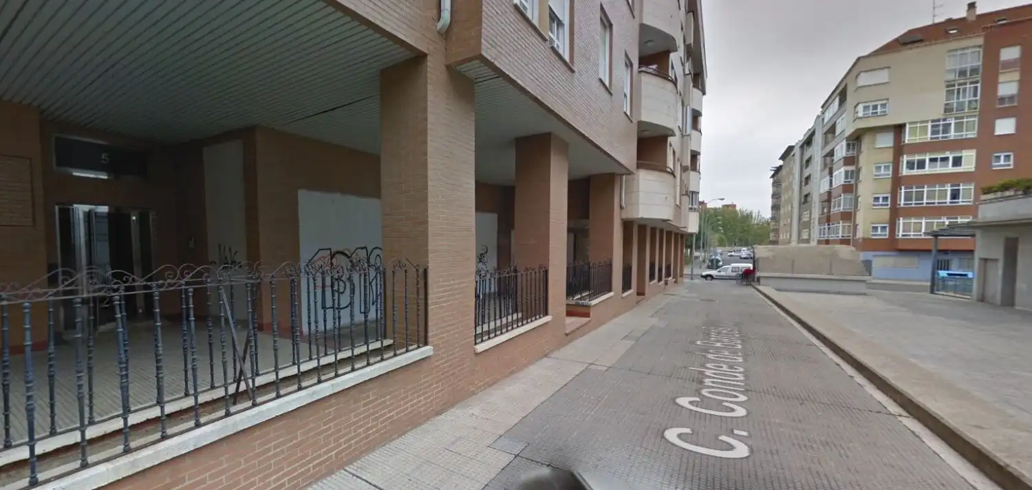 Local comercial en venda a Quintanilla 5-7, imagen 2