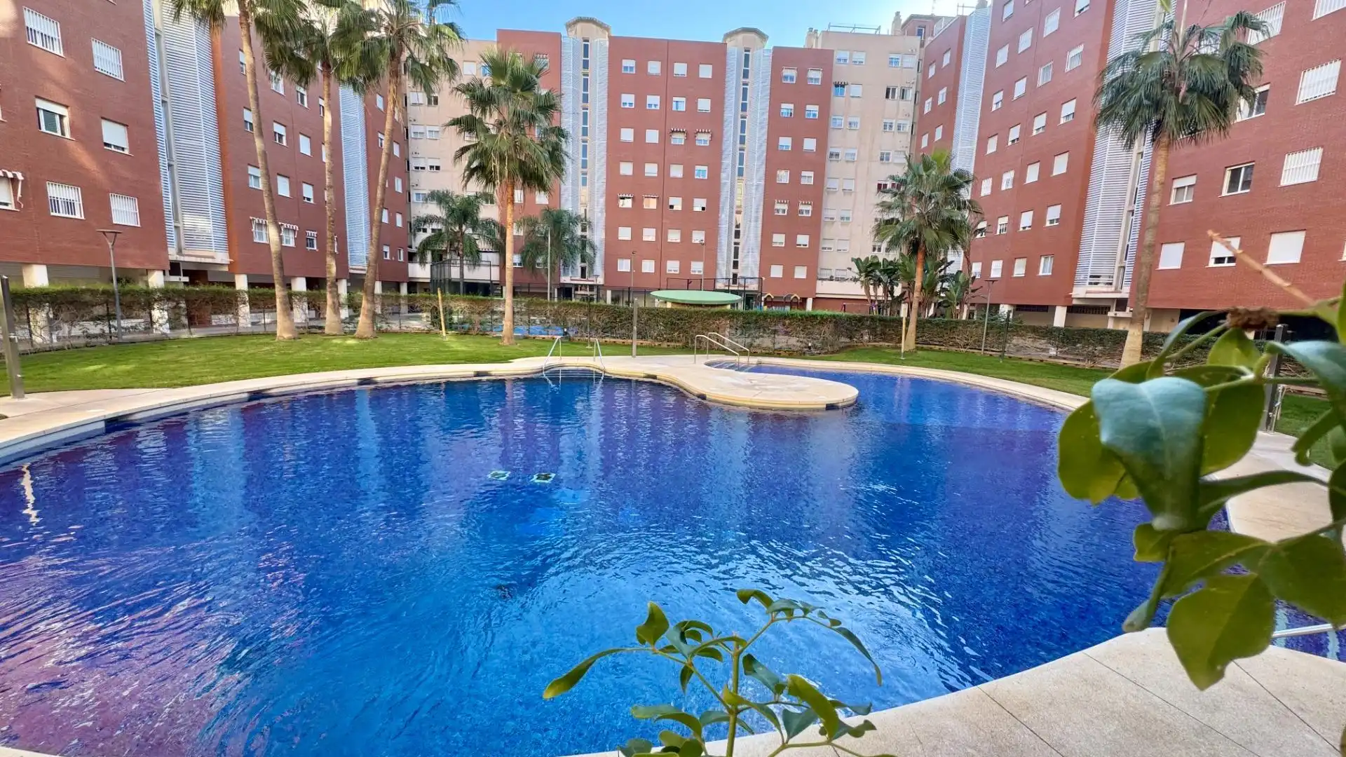 Schwimmbecken von Dachboden zur Miete in Málaga mit Klimaanlage, Heizung und Terrasse