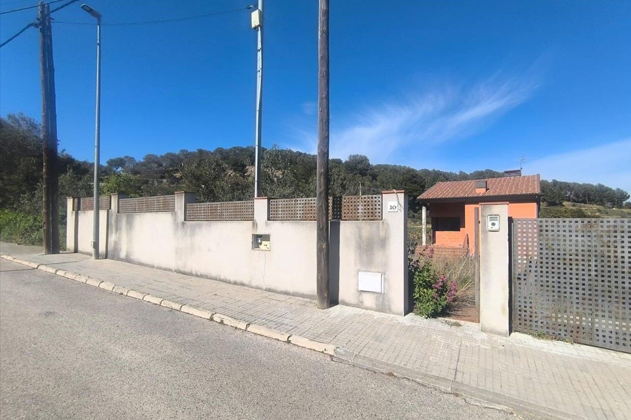 Exterior view of House or chalet for sale in Font-rubí