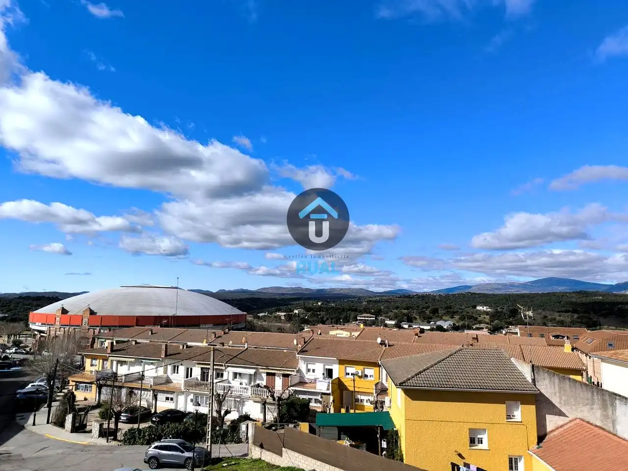Vista exterior de Pis en venda en Valdemorillo amb Aire condicionat, Calefacció i Terrassa