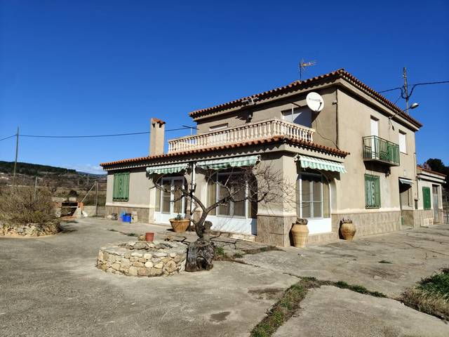Casa-chalet en Venta en Carrer de Vistabella, 31 en Atzeneta del Maestrat