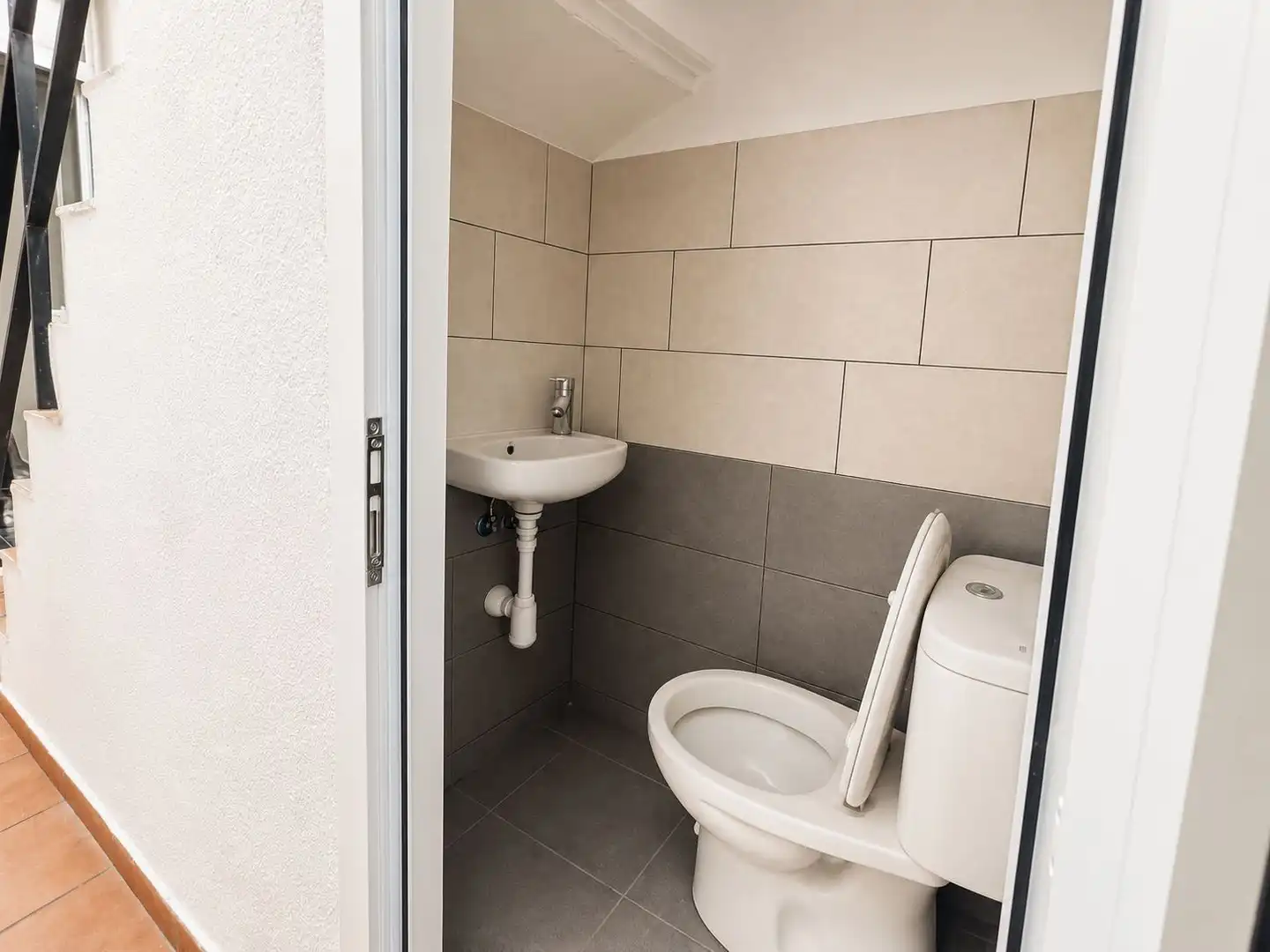 Bathroom of Houses for sale in El Masnou  with Heating