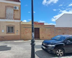 Vista exterior de Casa o xalet en venda en Olivares amb Terrassa